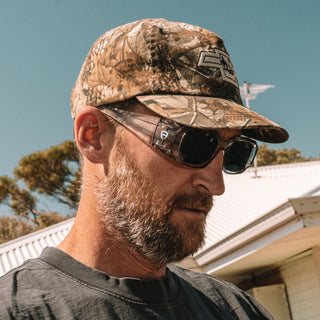 Auras Graphite Frame Grey Polarised Lens